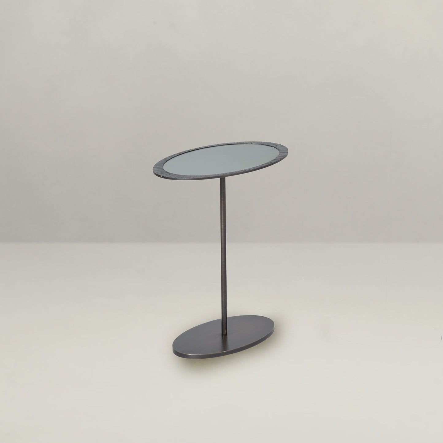 Como Side Table, Oval