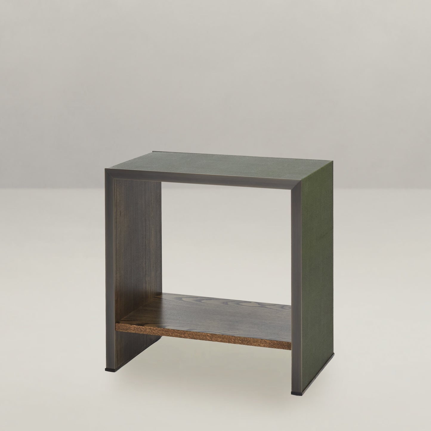 Richmond Side Table, Brass