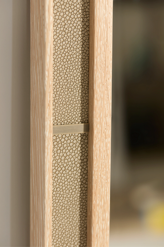 Albion Mirror, Large