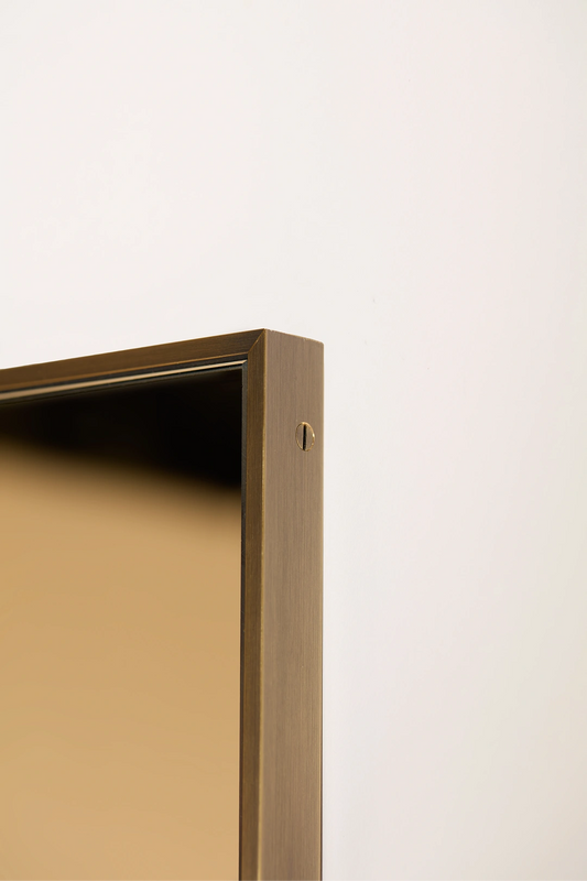 Ormsby Mirror, Tall