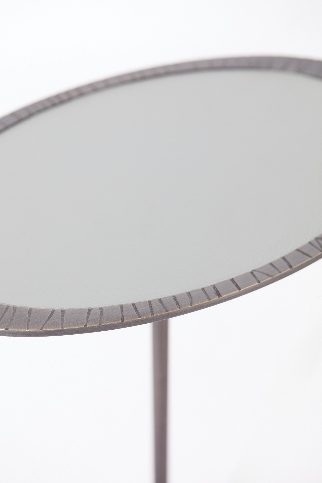 Como Side Table, Oval